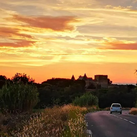 Cocon Du Sud, Pouzolles